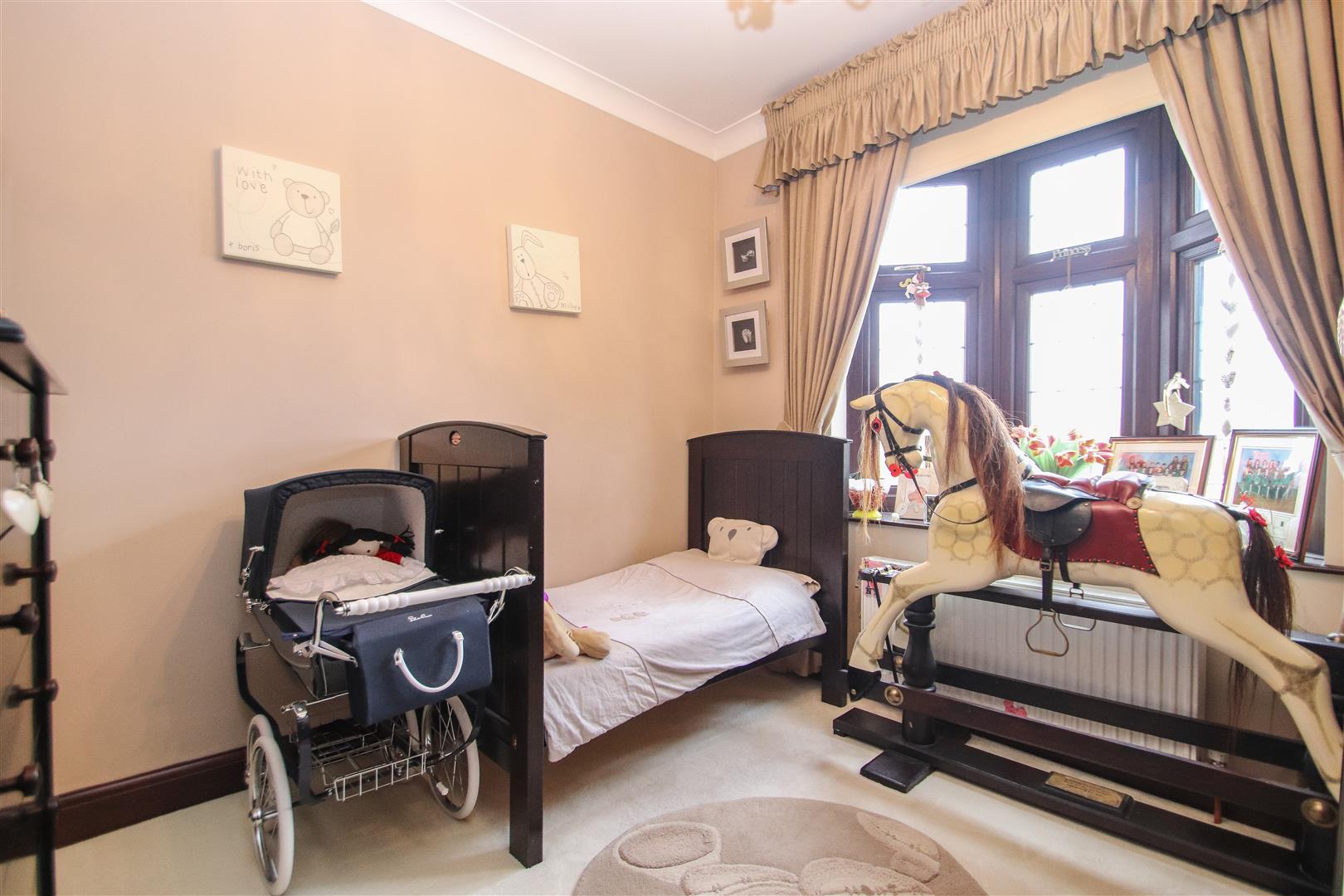 Appointmoor Eastbourne Grove, WestcliffOnSea